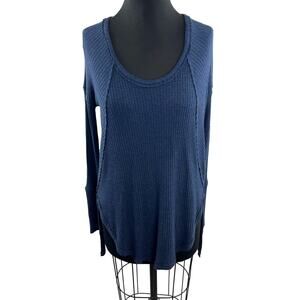 We The Free People Blue Ventura Thermal Top Shirt Raglan Sleeve Size XS